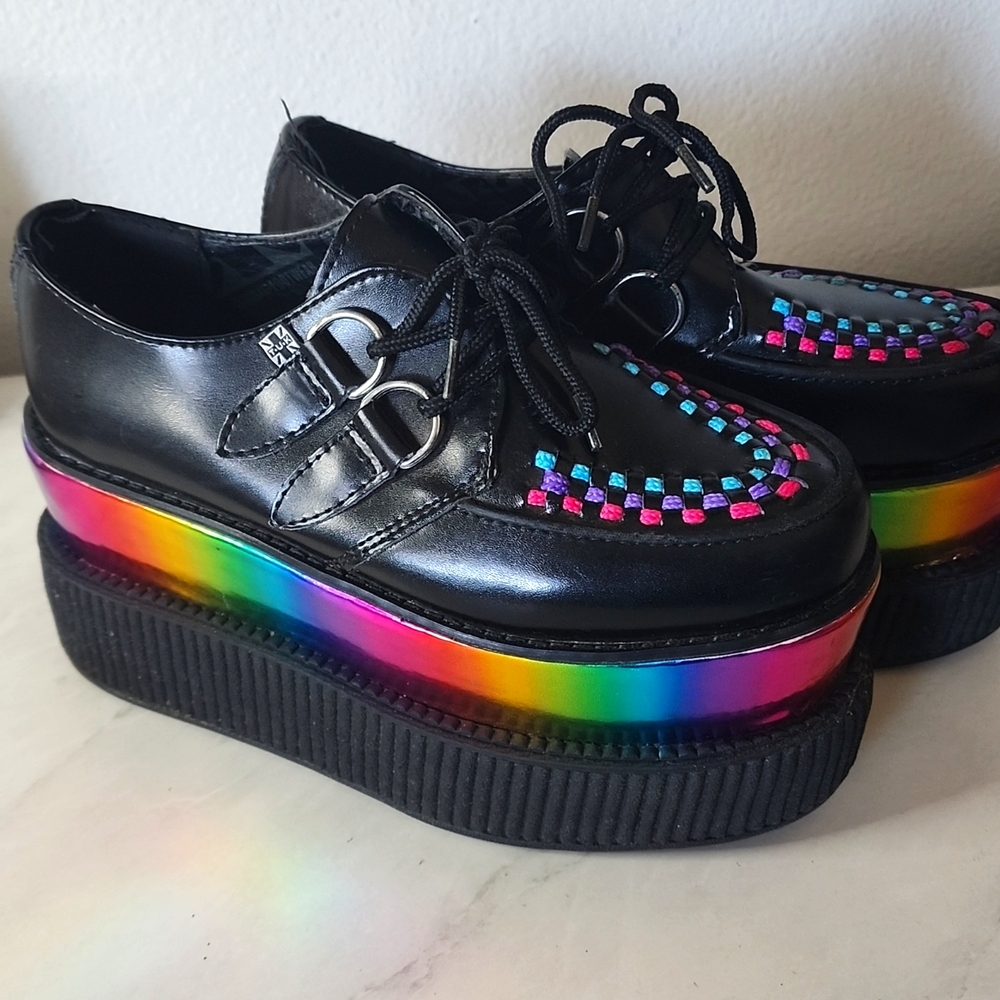 T.U.K. Rare Tuk Black Leather Triple Rainbow Sole Viva Creepers Mondo Size 6